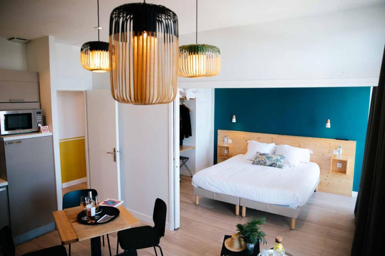 Hotel Cafe Miramar 勒格罗-迪鲁瓦 外观 照片