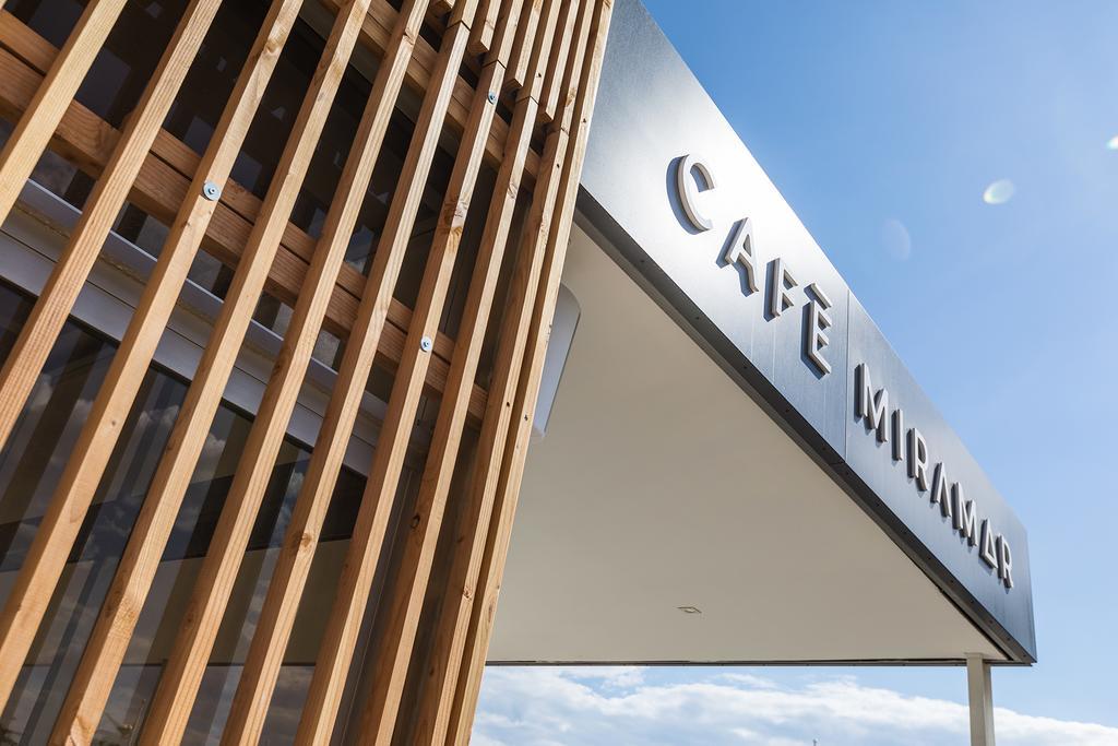 Hotel Cafe Miramar 勒格罗-迪鲁瓦 外观 照片